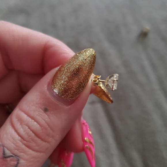 Round Cubic Zirconia Stud Earrings - Picture 3 of 4